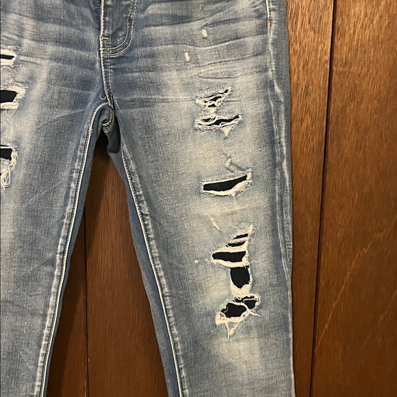 American Eagle Outfitters Distressed Light Blue Skinny Jeans - Picture 4 of 13